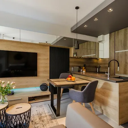 Lupoapartments Premium Z Klimatyzacja, Jacuzzi, Centrum, Off Piotrkowska Klimatyzacja Parking W Cenie Apartment