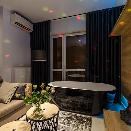 Lupoapartments Z Klimatyzacja, Jacuzzi, Centrum, Off Piotrkowska Klimatyzacja Parking W Cenie * Lodz (Lodz)