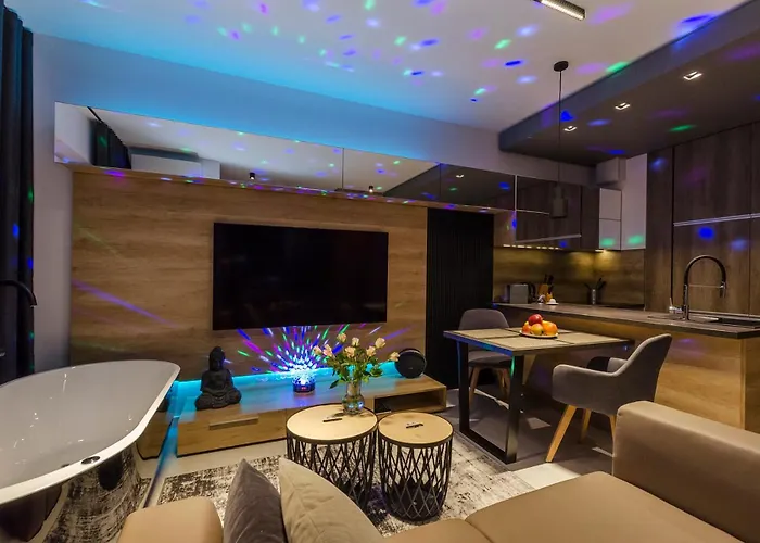 Lupoapartments Premium Z Klimatyzacja, Jacuzzi, Centrum, Off Piotrkowska Klimatyzacja Parking W Cenie Lägenhet Łódź