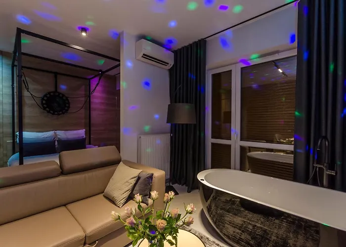 Lupoapartments Premium Z Klimatyzacja, Jacuzzi, Centrum, Off Piotrkowska Klimatyzacja Parking W Cenie Lägenhet *